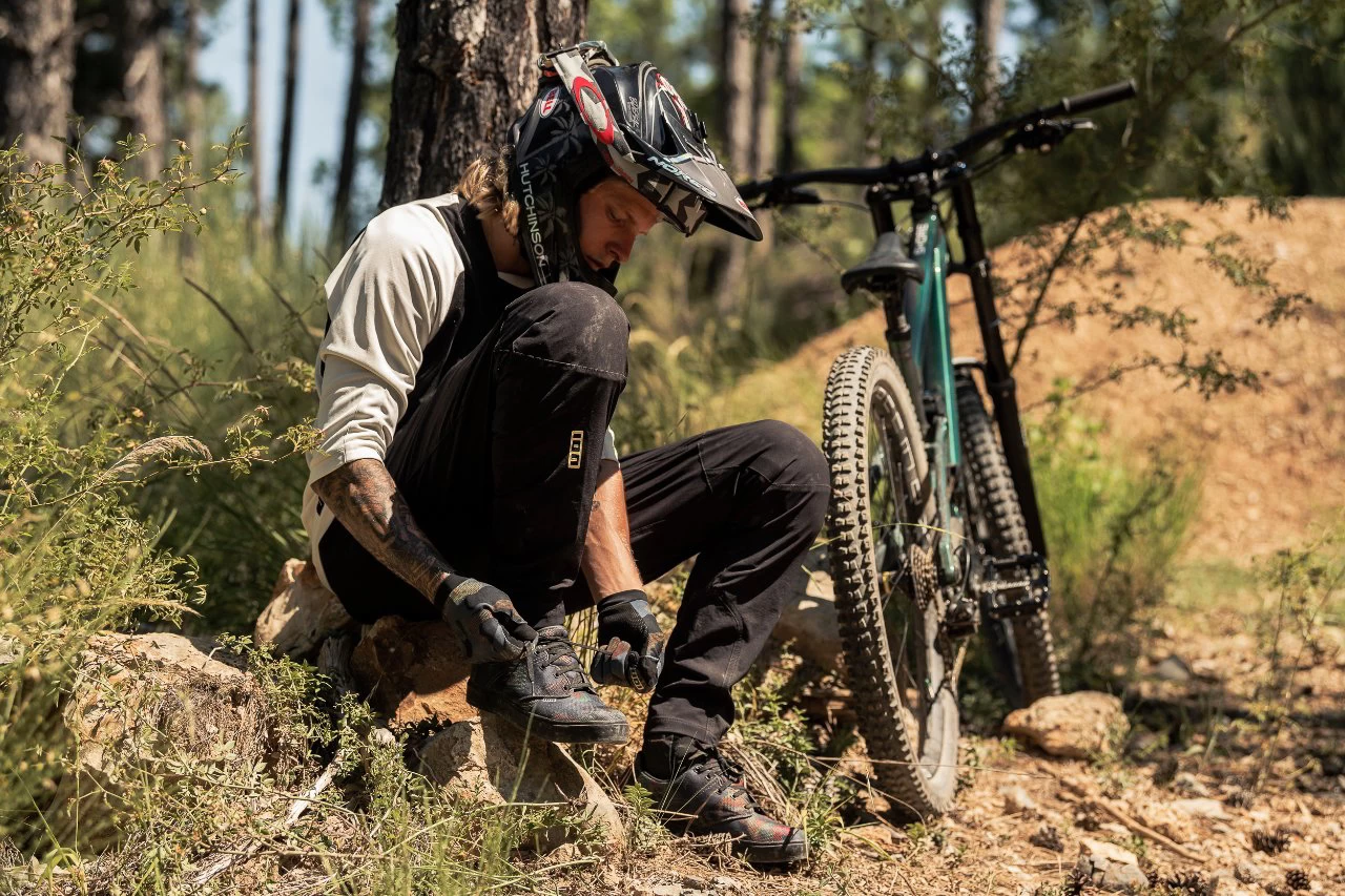 Ion Scrub Pants Unisex MTB Trousers - Black - Image 4