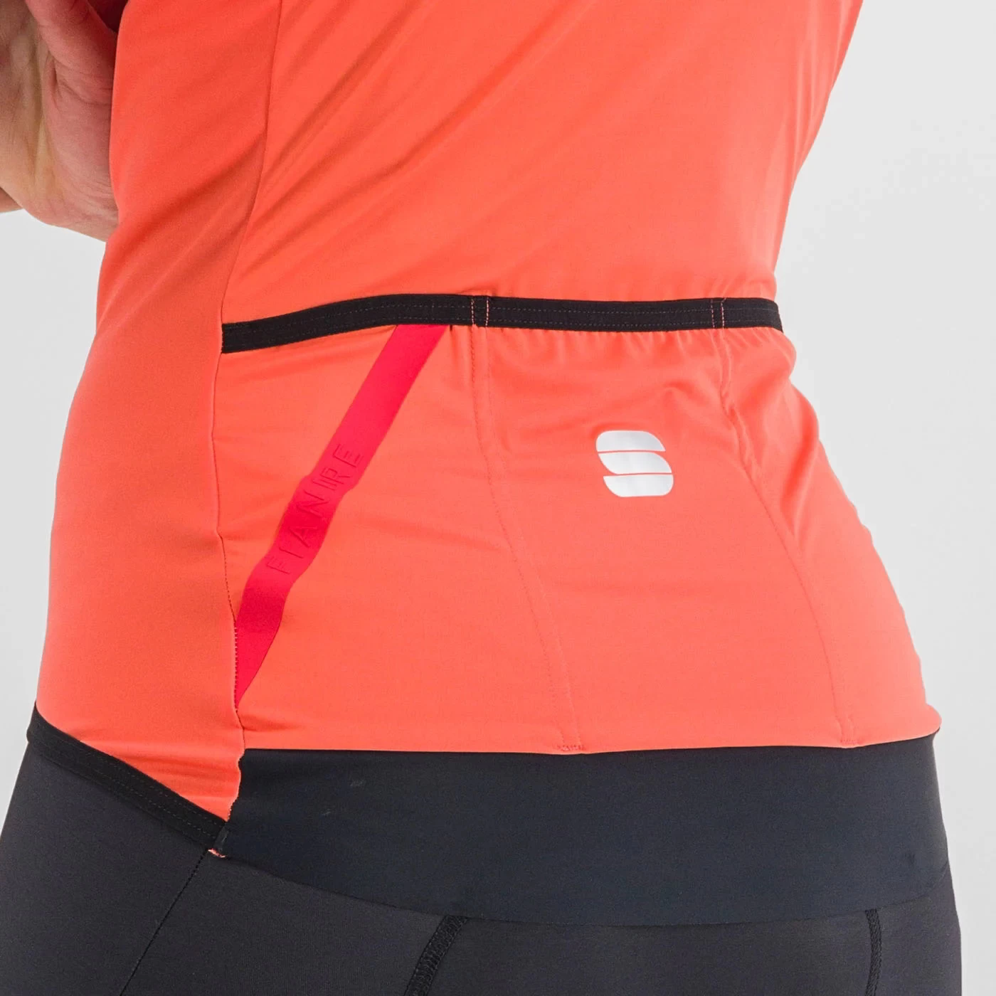 Sportful Fiandre Light NoRain Women's Short Sleeve Jacket - Pompelmo - Image 3