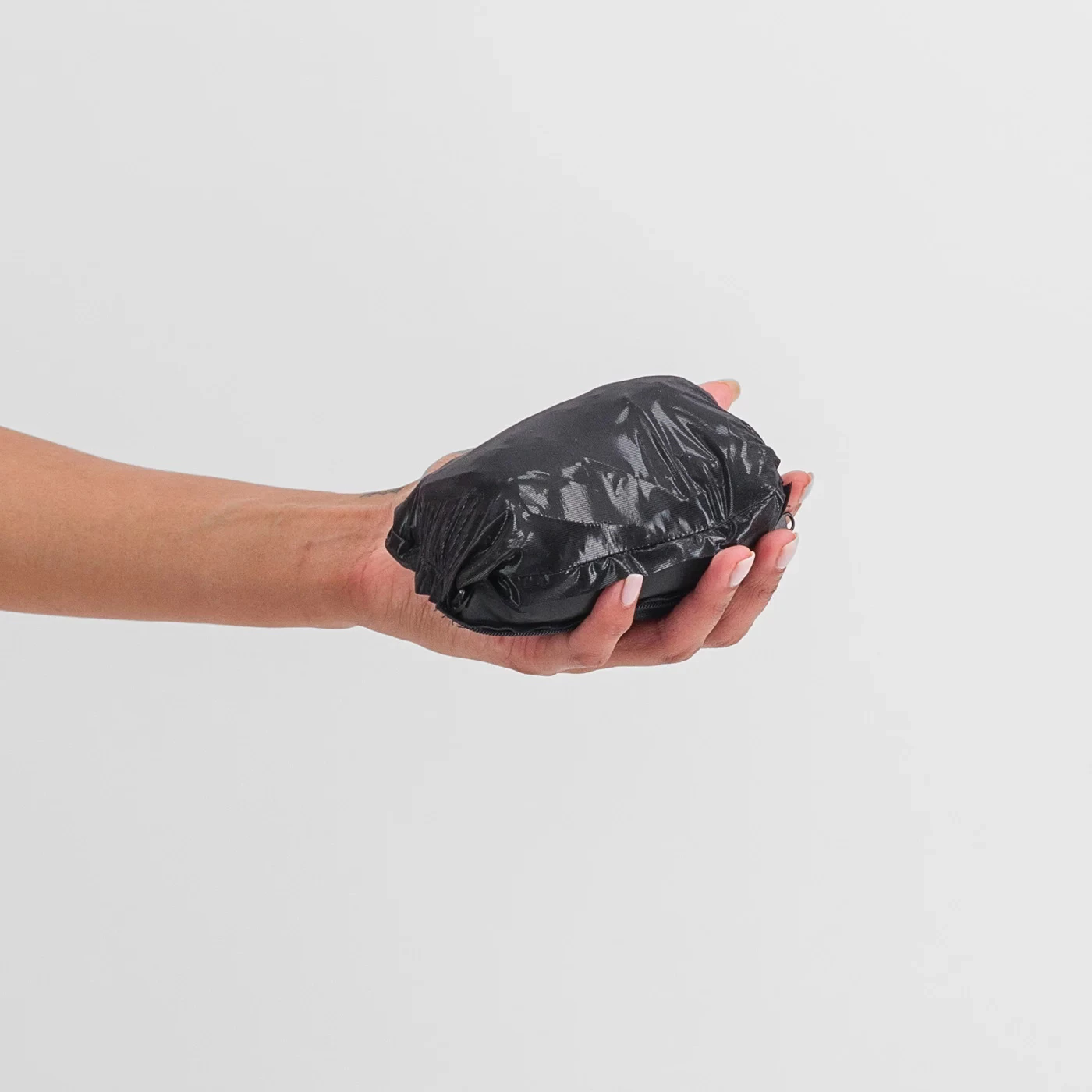 Sportful Giara Women's Packable Windproof Jacket - Black - Image 5