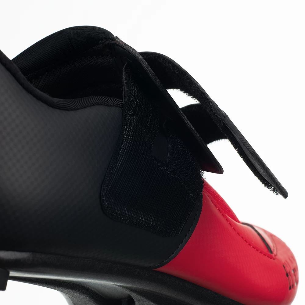 Fizik R4 Transiro Triathlon Shoes - Black/Red - Image 3